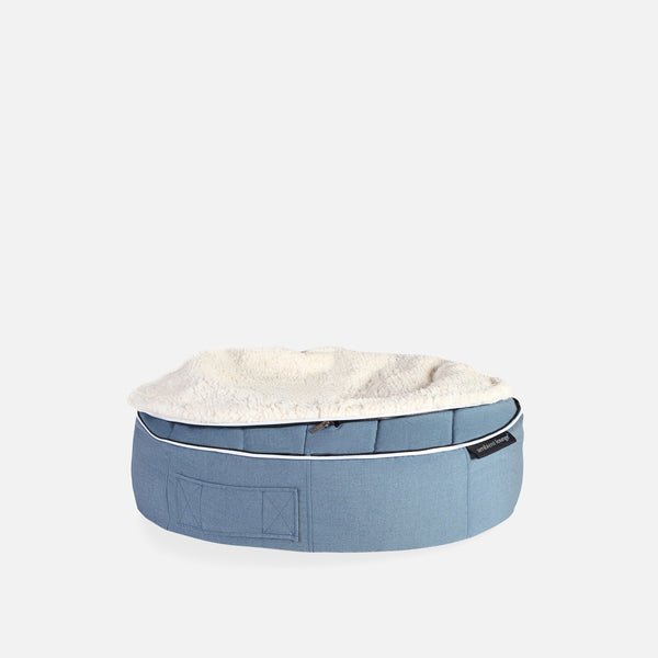 (M) Premium Indoor/Outdoor Dog Bed (Blue Dream Organic Cotton)