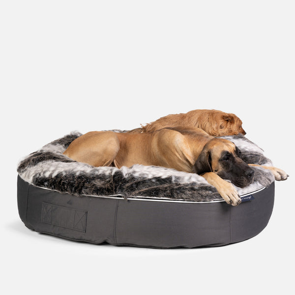 (XXL) Premium Indoor/Outdoor Dog Bed (Wild Animal)